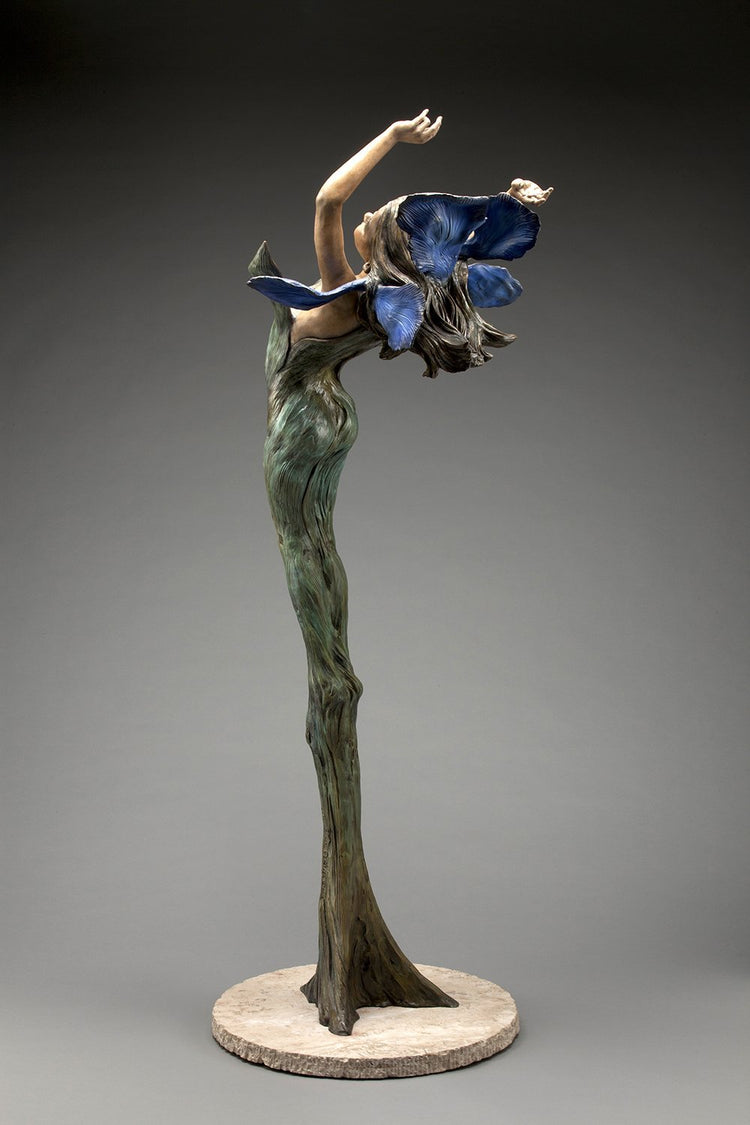 Bloom (life size)