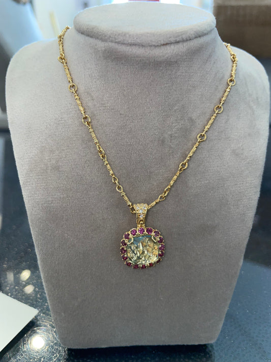 PENDANT 585 GOLD WITH blue topaz